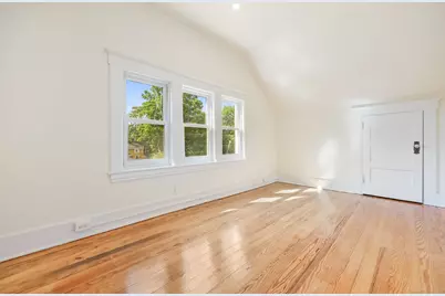 366 Suburban Avenue, Fairfield, CT 06825 - Photo 16