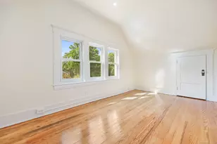 366 Suburban Ave, Fairfield, CT 06825 - Photo 16