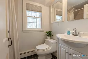 246 Steele Rd, West Hartford, CT 06117 - Photo 24