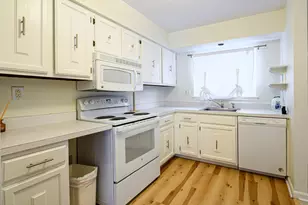 42 Monticello Dr, Branford, CT 06405 - Photo 12