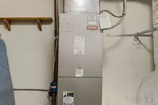 69 Perry St, Putnam, CT 06260 - Photo 22