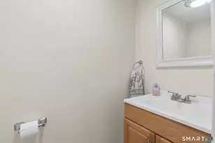 73 Metacomet Dr, Meriden, CT 06450 - Photo 16