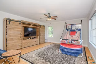 8 Woodridge Ln, New Fairfield, CT 06812 - Photo 14