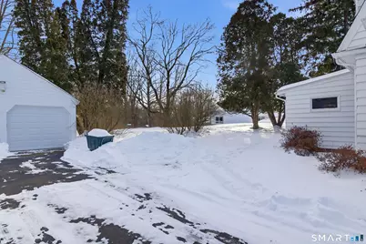 815 East Main Street, Branford, CT 06405 - Photo 36