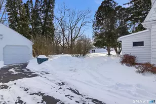 815 E Main St, Branford, CT 06405 - Photo 36