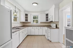 815 E Main St, Branford, CT 06405 - Photo 16