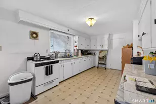 18 Broad St, Killingly, CT 06239 - Photo 24