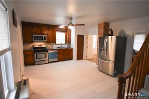 26 Marshall St, Putnam, CT 06260 - Photo 4