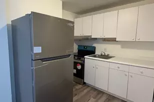 832 Atlantic St, Bridgeport, CT 06604 - Photo 2