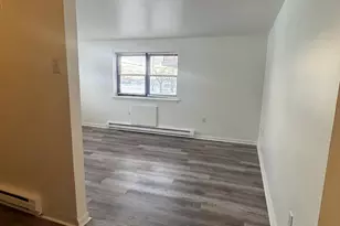 832 Atlantic St, Bridgeport, CT 06604 - Photo 6