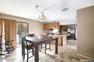 123 Andover Rd, East Hartford, CT 06108 - Photo 6