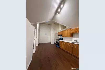 1840 Barnum Avenue #3, Bridgeport, CT 06610 - Photo 2