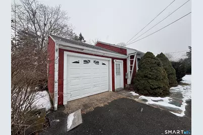 65 Brooklawn Drive, Meriden, CT 06450 - Photo 2