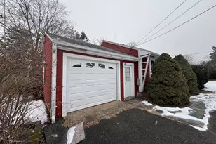 65 Brooklawn Dr, Meriden, CT 06450 - Photo 2