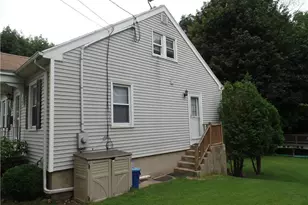 110 Knowlton St, Stratford, CT 06615 - Photo 4