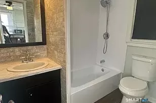 30 Warren Ln, Windsor, CT 06095 - Photo 8