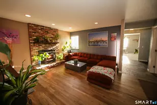 2 Meadow Ct, Simsbury, CT 06070 - Photo 16