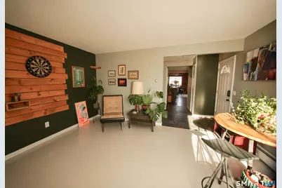 2 Meadow Court, Simsbury, CT 06070 - Photo 12