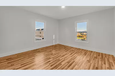 32 Hill Street, Shelton, CT 06484 - Photo 8