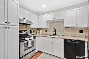 3200 Madison Ave, Bridgeport, CT 06606 - Photo 16