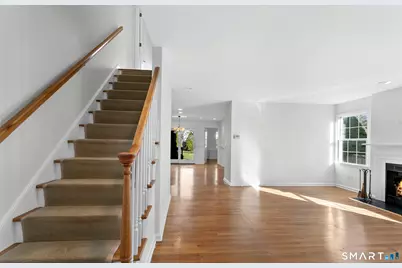 30 Osborne Place, Fairfield, CT 06890 - Photo 8