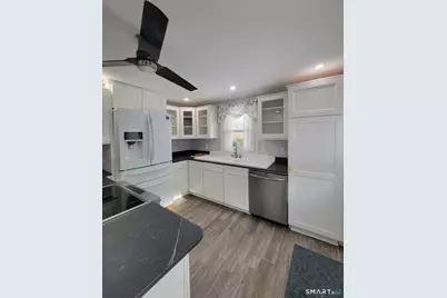 895 Pleasant Valley Road, South Windsor, CT 06074 - Photo 4