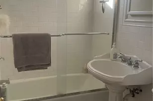 87b Red Coat Rd, Westport, CT 06880 - Photo 6