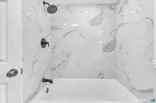 8 River Rd, East Haven, CT 06512 - Photo 10