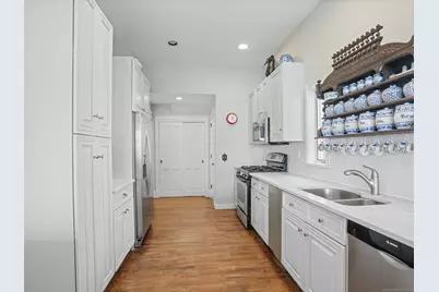 3 East Beach Road, Norwalk, CT 06853 - Photo 14