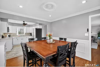 563 Lakeside Drive, Bridgeport, CT 06606 - Photo 8