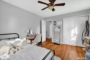 563 Lakeside Dr, Bridgeport, CT 06606 - Photo 16