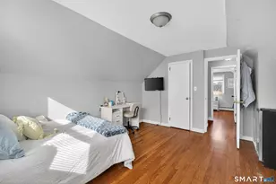 563 Lakeside Dr, Bridgeport, CT 06606 - Photo 18