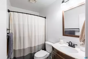 1 Essex Ct, Brookfield, CT 06804 - Photo 14