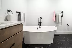 78 Blue Hills Rd, North Haven, CT 06473 - Photo 10