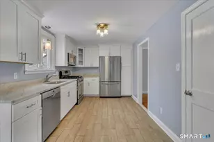 124 Lincoln St, Hamden, CT 06518 - Photo 10