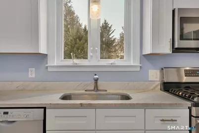 124 Lincoln Street, Hamden, CT 06518 - Photo 12