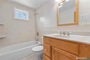 26 Knob Hill Dr, Hamden, CT 06518 - Photo 16