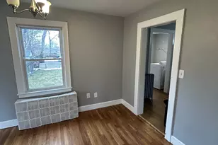 62 W Elderkin Ave, Groton, CT 06340 - Photo 8