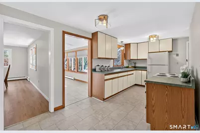 6 Ellis Road, Enfield, CT 06082 - Photo 6