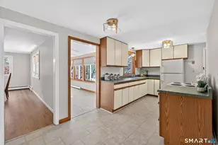 6 Ellis Rd, Enfield, CT 06082 - Photo 6