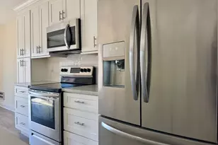 76 Maple Tree Ave, Stamford, CT 06906 - Photo 6