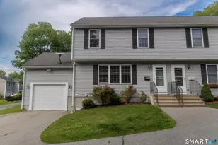 29 Prospect St, Putnam, CT 06260 - Photo 2