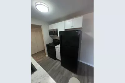 873 West Boulevard #310, Hartford, CT 06105 - Photo 14