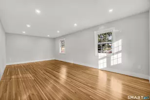 2 Rolf Dr, Danbury, CT 06810 - Photo 4