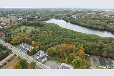 206 Oakland Street, Manchester, CT 06042 - Photo 2