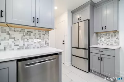 69 Maple Tree Avenue #APT 2, Stamford, CT 06906 - Photo 12