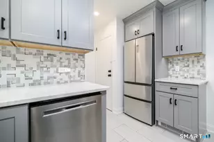 69 Maple Tree Ave, Stamford, CT 06906 - Photo 12