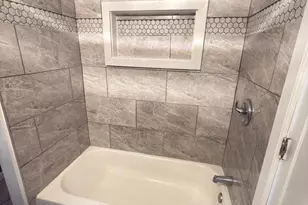 185 Read St, Bridgeport, CT 06607 - Photo 6