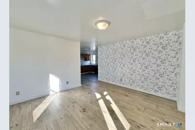 67 6th Street #1, Norwich, CT 06360 - Photo 4