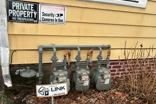 98 1st St, Hamden, CT 06514 - Photo 12